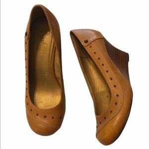 Beautiful Seychelles Leather Slip-On Wedges 6